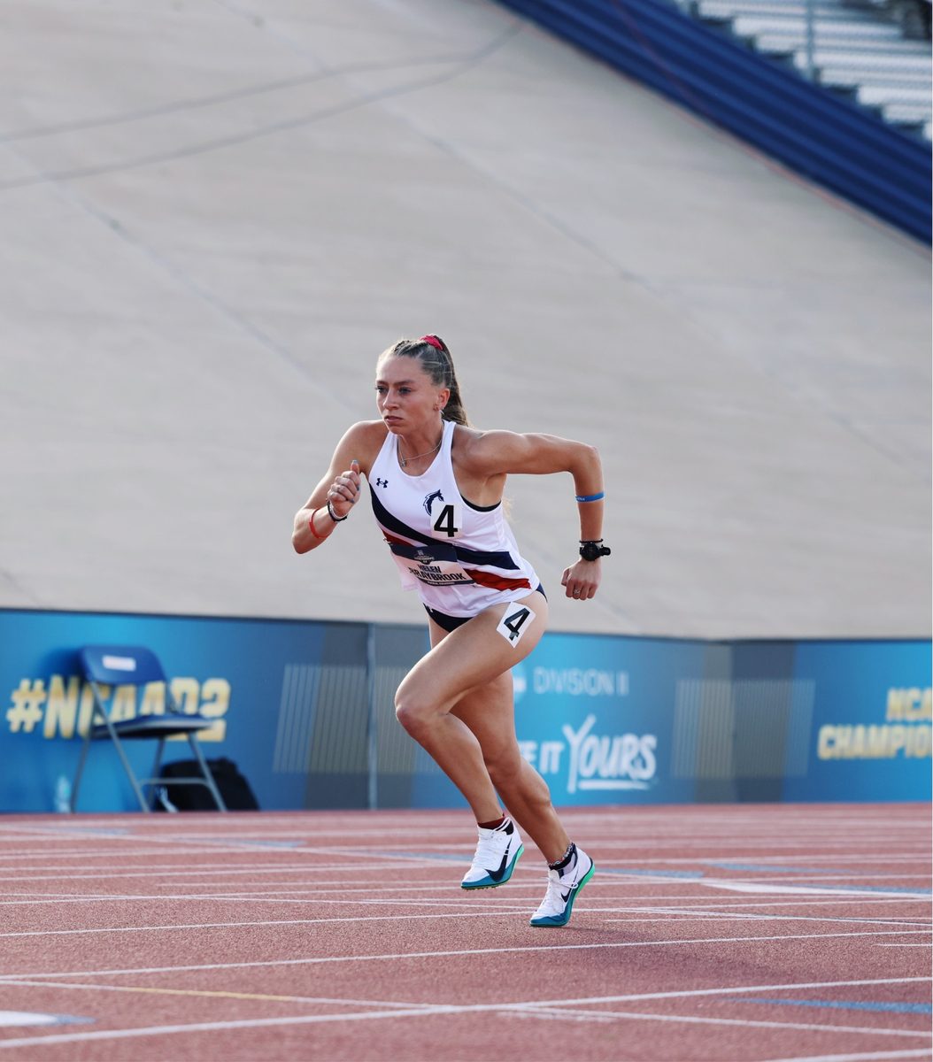 Helen Braybrook driving out of the start at the NCAA Championships
